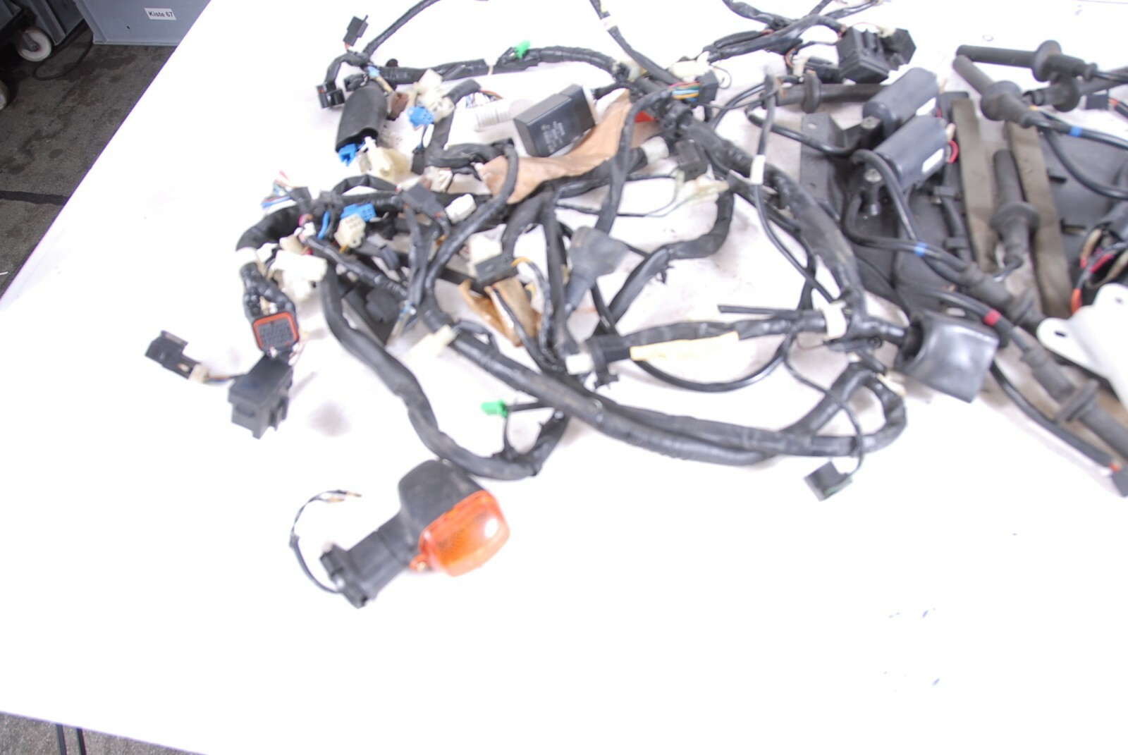 Yamaha YZF 1000 R1 Gebrauchtteile Kiste Bastler mit div. Teilen FB 101 – Bild 5
