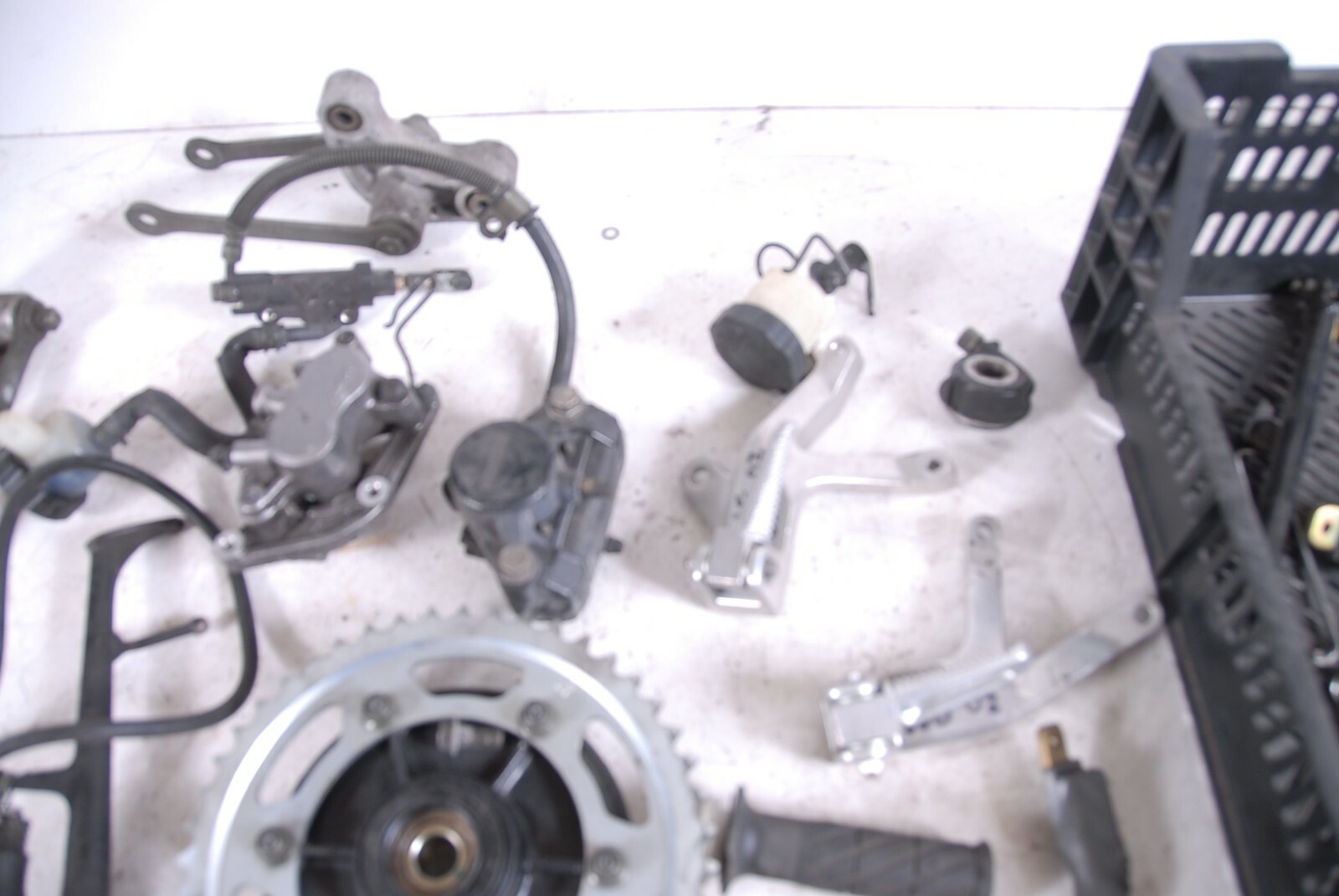 Yamaha YZF 600 Thundercat Gebrauchtteile Bastlerkiste mit div. Teilen FB 104 – Bild 3